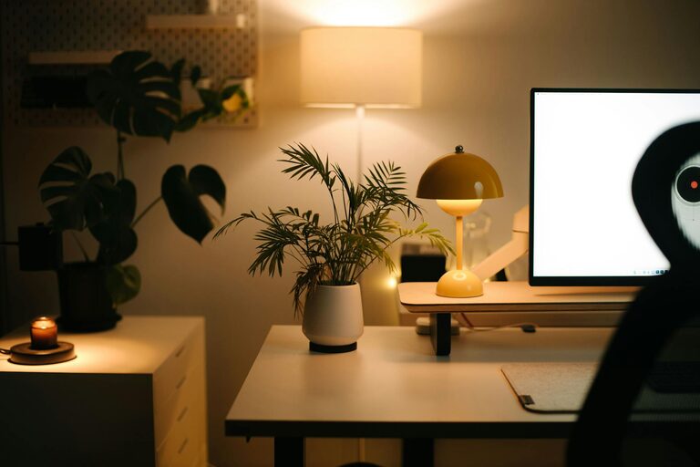Tips for Creating a Cozy Home Office That Boosts Productivity