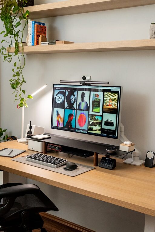 Tips for Organizing a Clutter-Free Home Office Workspace